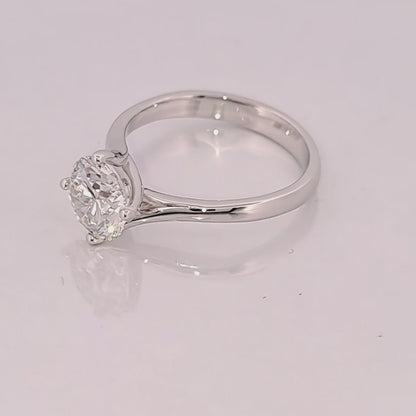 1.81 ctw Diamond Solitaire ring with a Twist